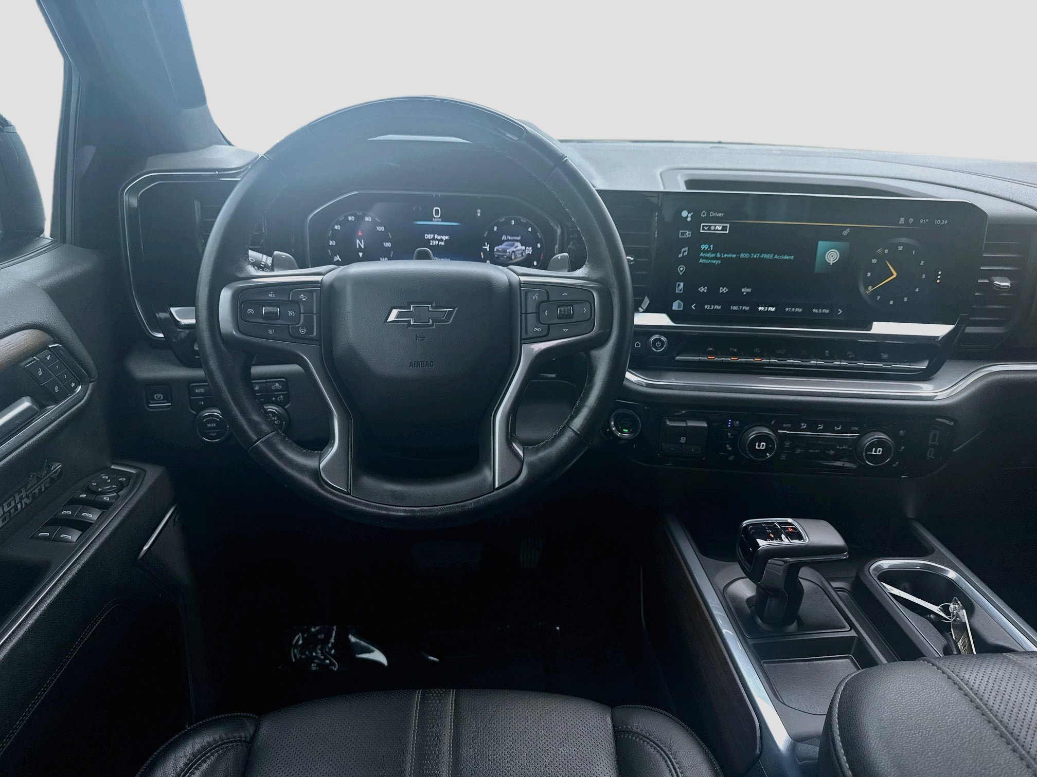 Used 2024 Chevrolet Silverado 1500 High Country w/ Midnight Edition AWD/4WD image 18