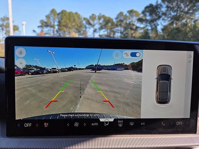 Used 2025 Ford Explorer Active w/ Active Comfort Package image 25