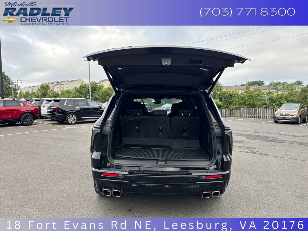 Certified 2024 Chevrolet Traverse RS w/ LPO, Floor Liner Package image 10