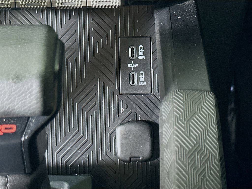 Used 2025 Toyota Tacoma TRD Sport image 28