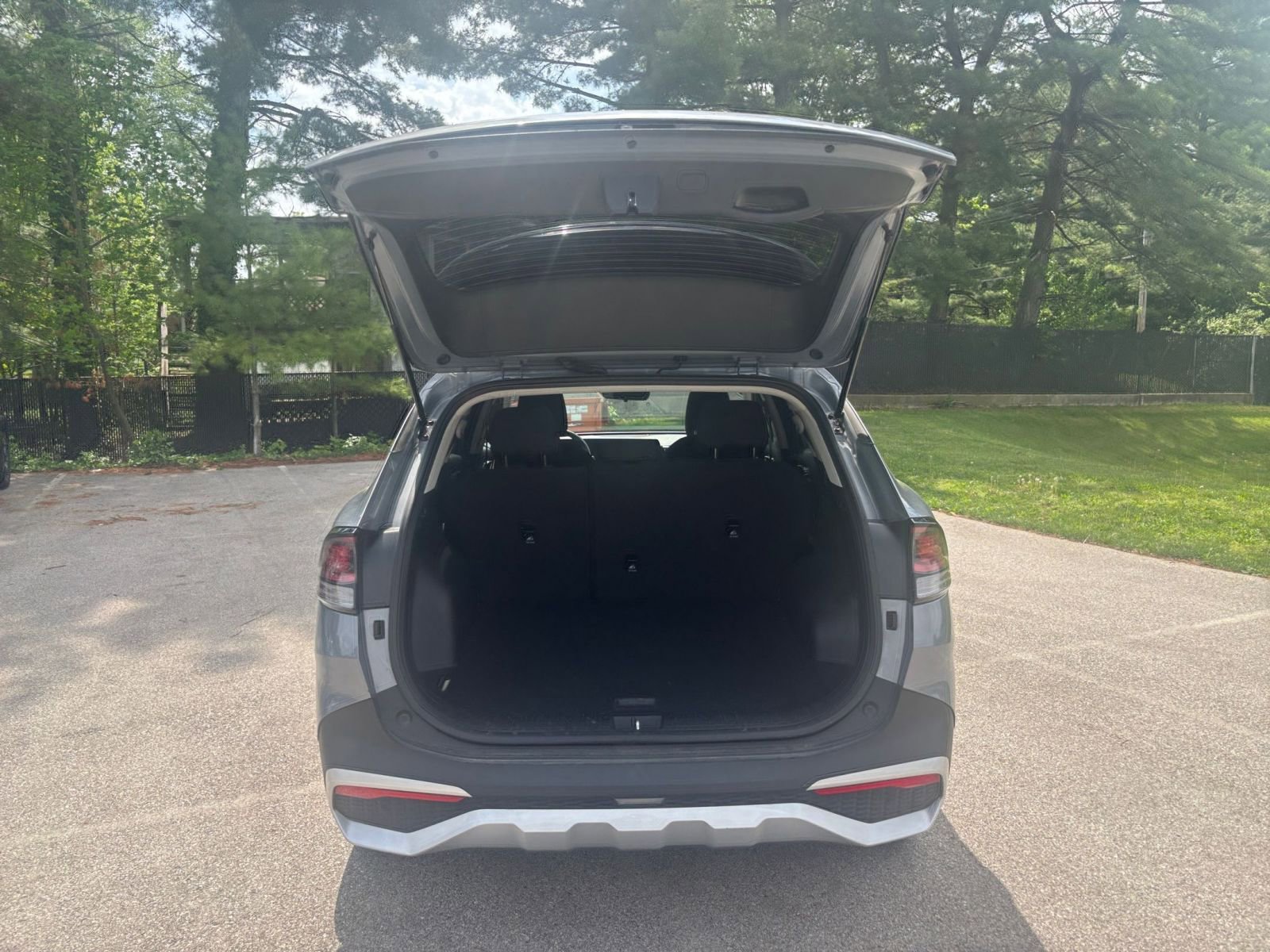 Used 2025 Kia Sportage LX image 29