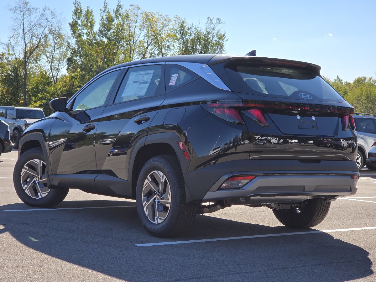 New 2026 Hyundai Tucson Blue SE AWD/4WD image 16