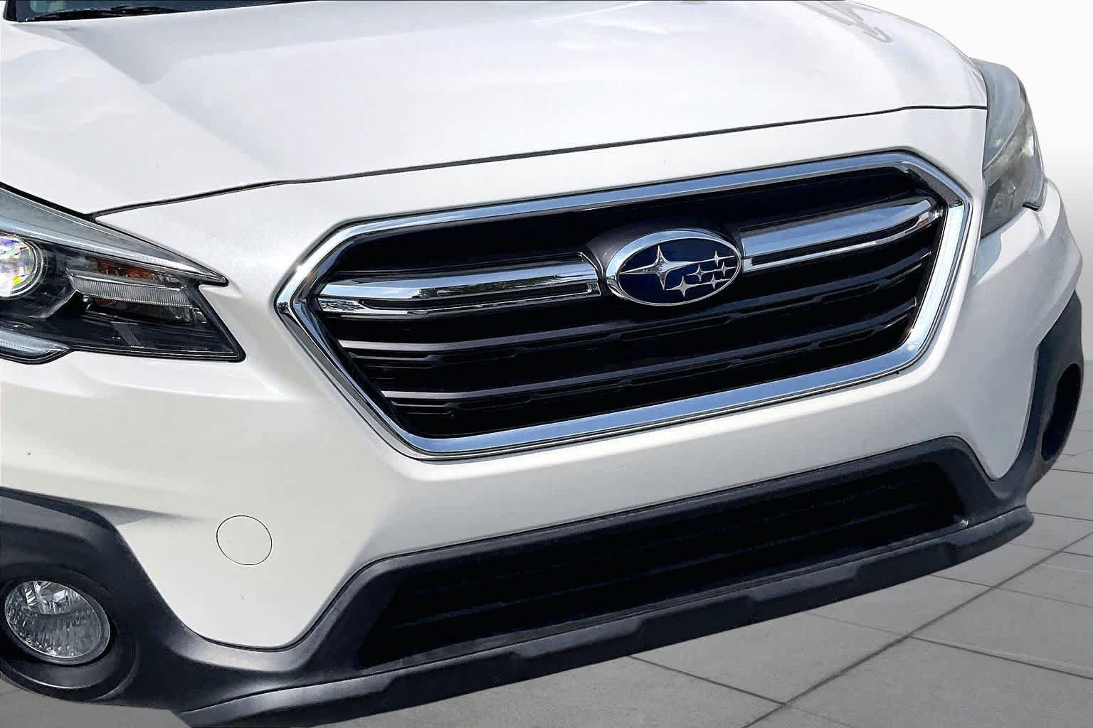 Used 2019 Subaru Outback 3.6R Touring AWD/4WD image 31