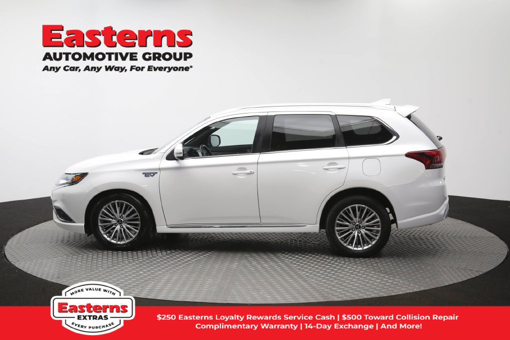 Used 2020 Mitsubishi Outlander SEL AWD/4WD image 61