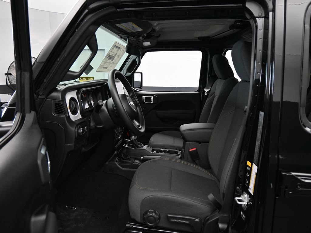 New 2026 Jeep Gladiator Sport AWD/4WD image 11