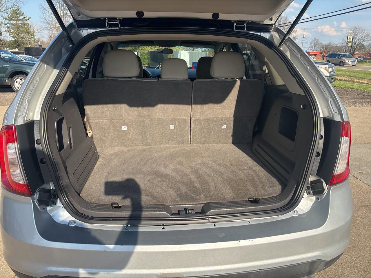 Used 2012 Ford Edge SE FWD image 18