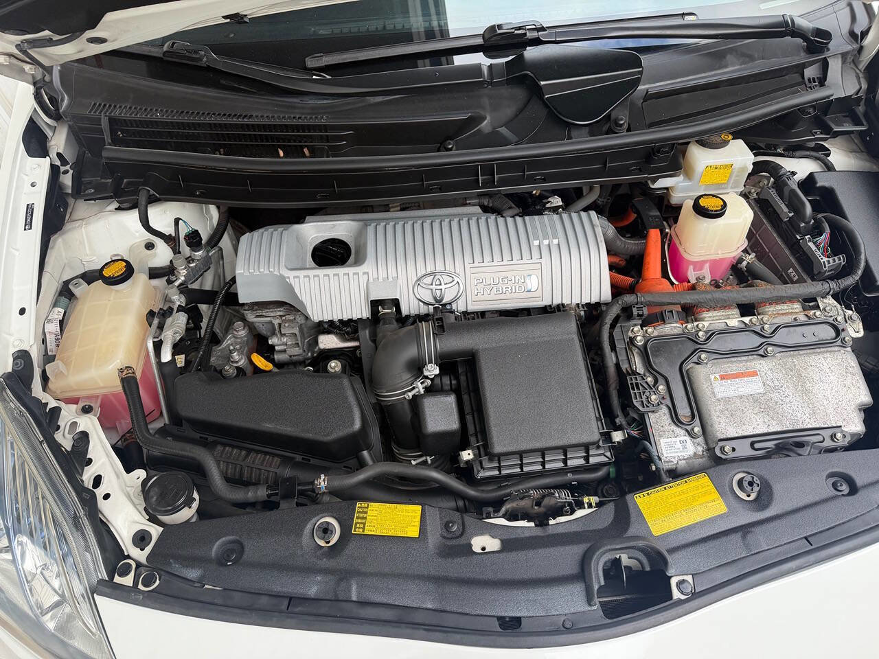 Used 2012 Toyota Prius Prime Plug-In Hybrid image 29