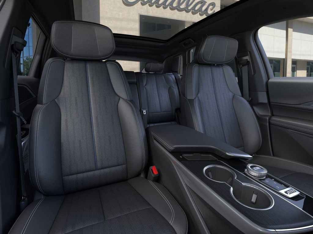 New 2025 Cadillac Lyriq Luxury AWD/4WD image 16