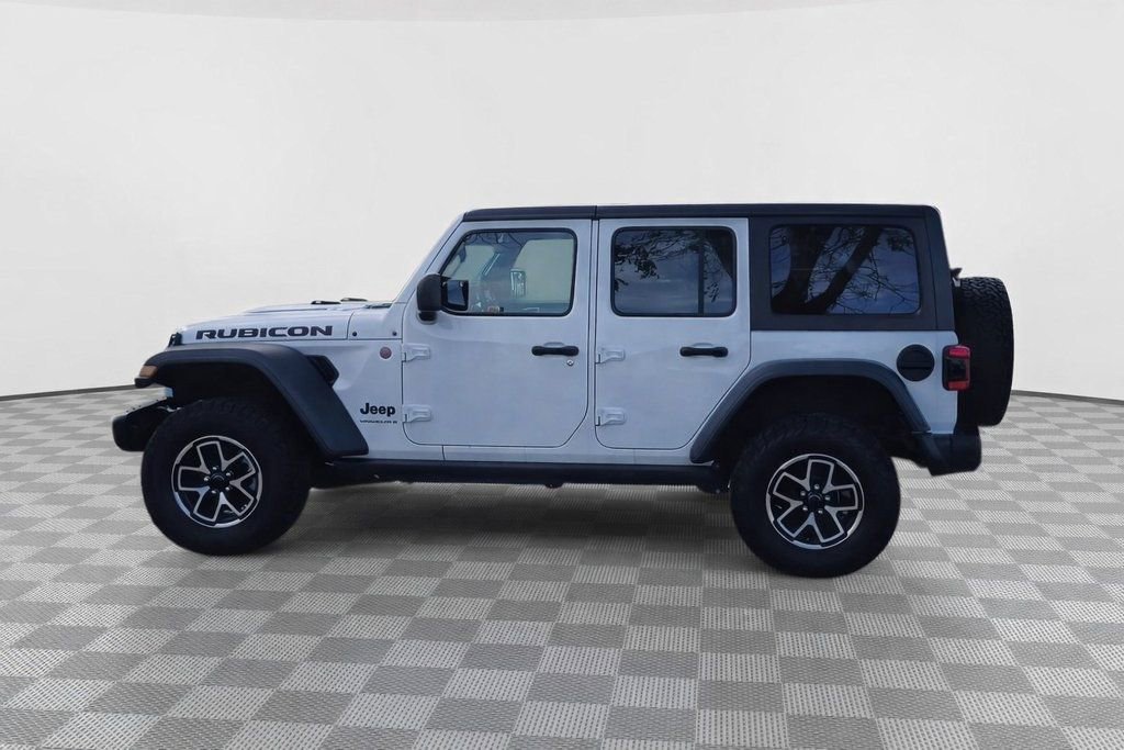 Used 2024 Jeep Wrangler Rubicon w/ Capability Package image 4