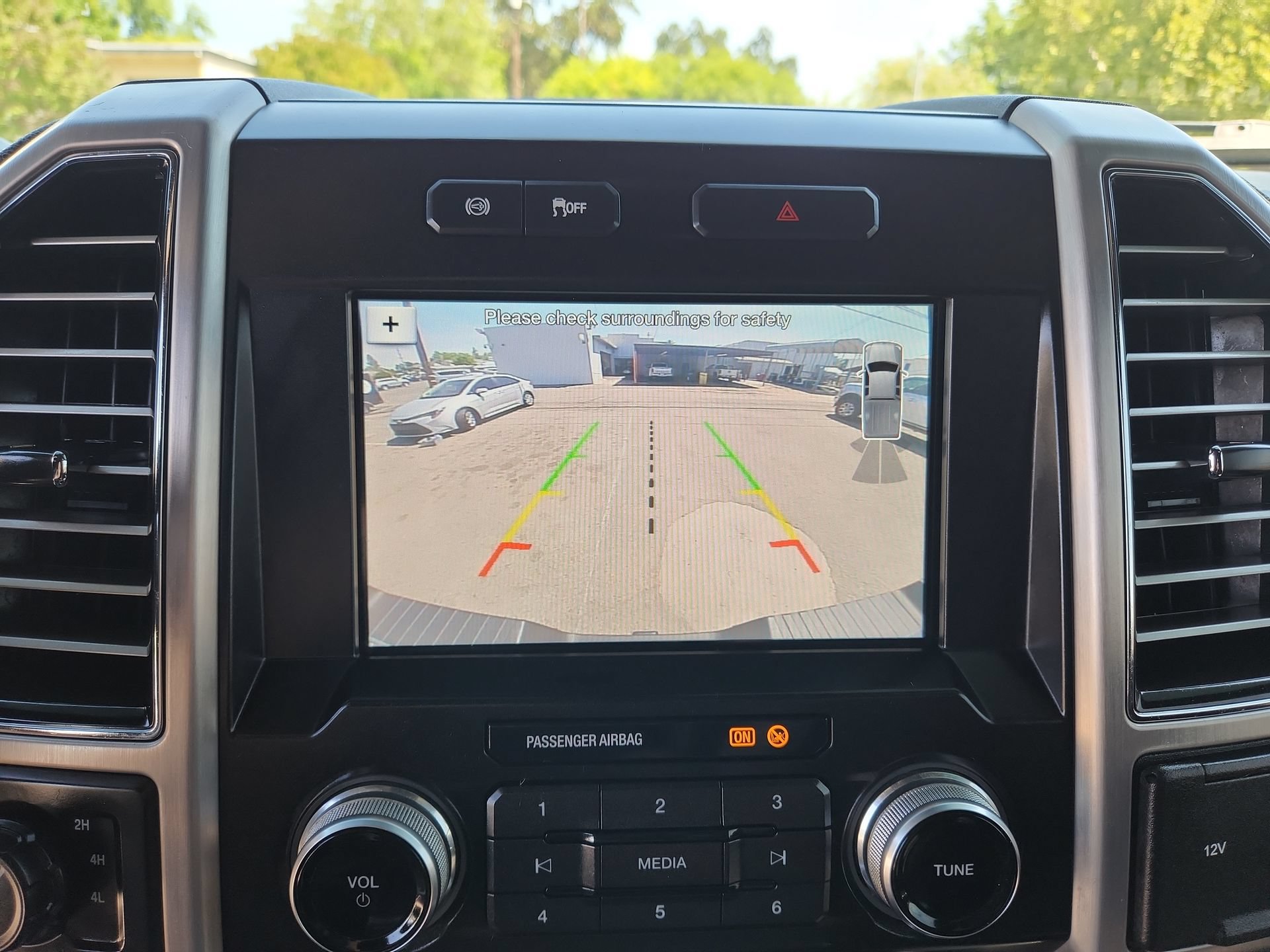 Used 2019 Ford F250 Platinum AWD/4WD image 24