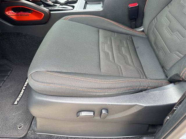 Used 2024 Nissan Frontier Pro-X RWD image 16