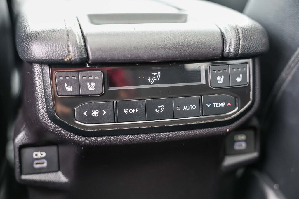 Certified 2024 Toyota Grand Highlander AWD image 7
