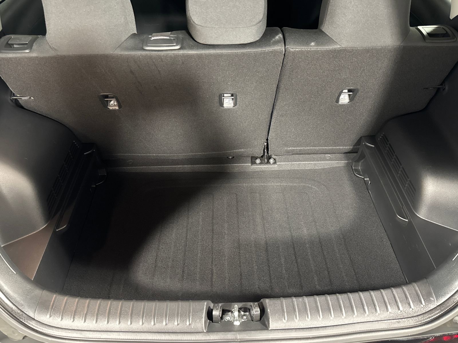 Used 2021 Kia Soul LX FWD image 26