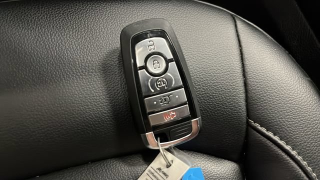 Used 2023 Ford Edge SEL w/ Convenience Package AWD/4WD image 9
