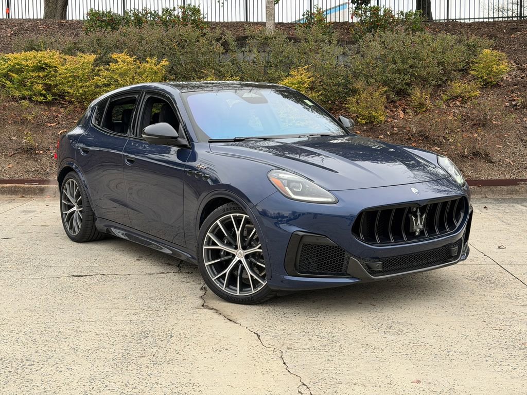 New 2025 Maserati Grecale Trofeo