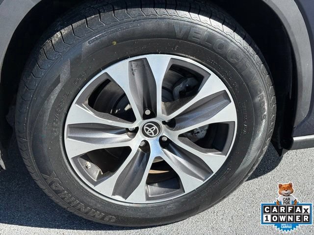 Used 2023 Toyota Highlander XLE FWD image 30