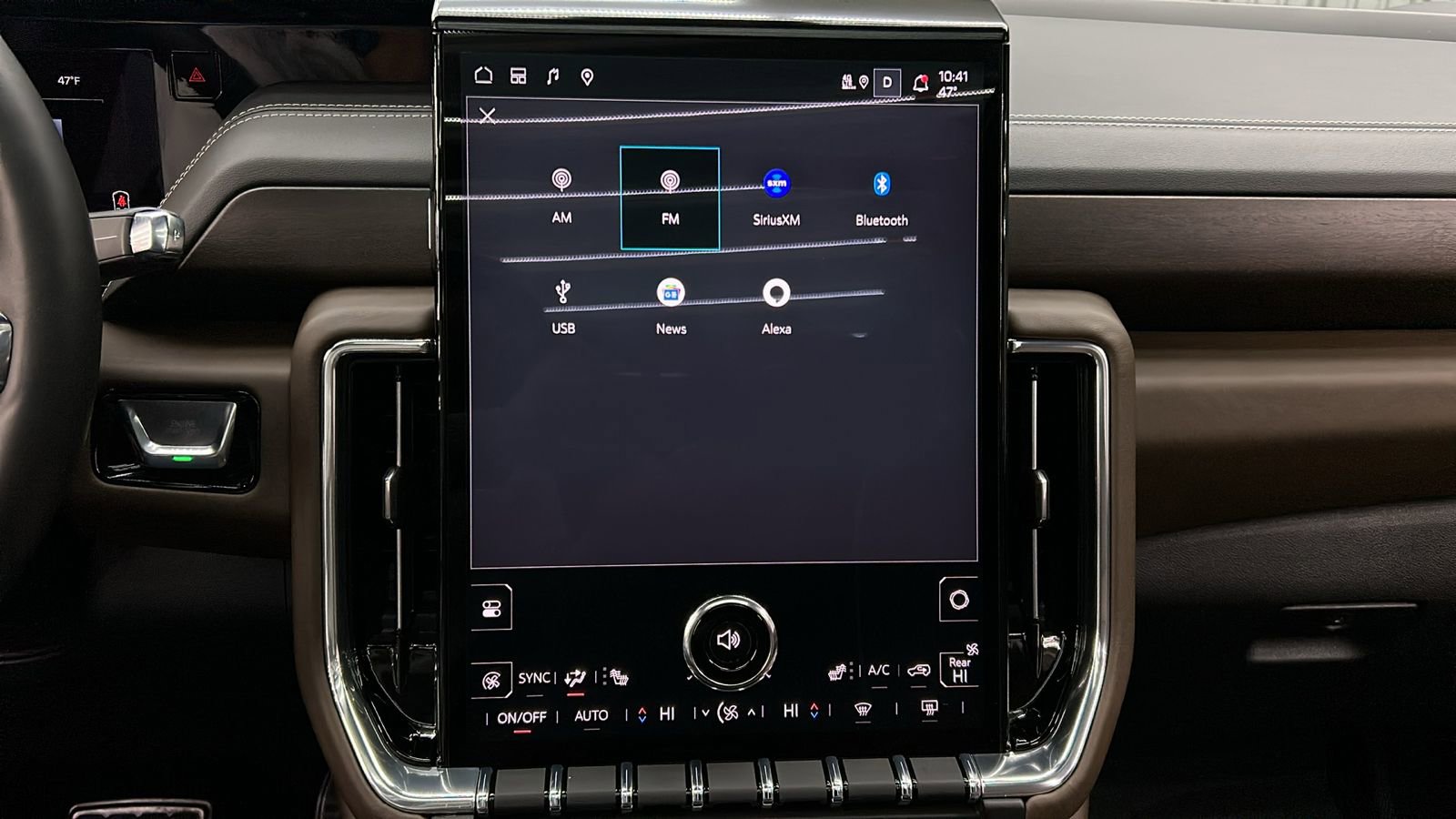 Used 2025 GMC Yukon XL Denali Ultimate image 27