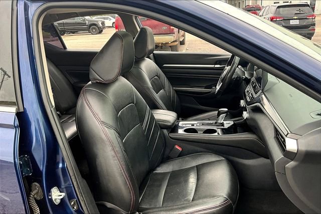 Used 2023 Nissan Altima 2.0 SR image 29