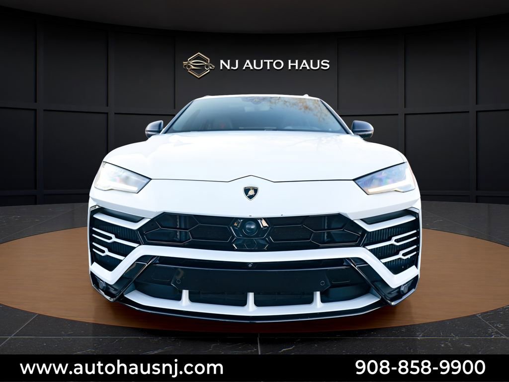 Used 2023 Lamborghini Urus S image 3