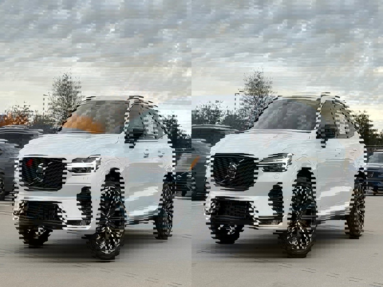 New 2026 Volvo XC60 B5 Ultra w/ Protection Package Premier