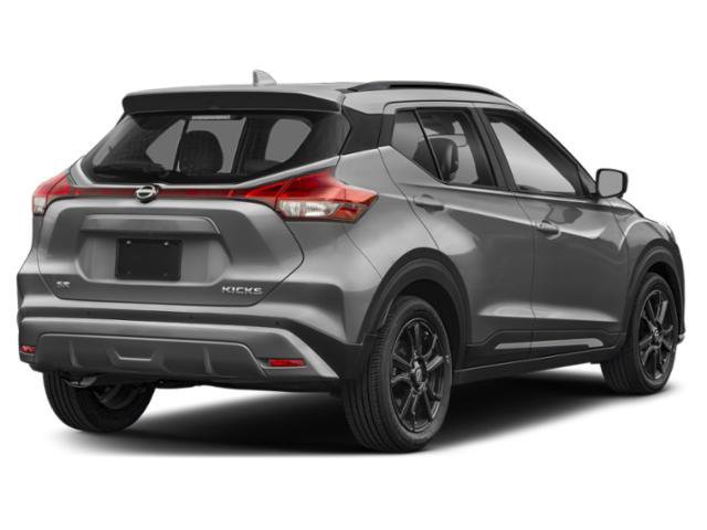 Used 2024 Nissan Kicks SR w/ SR Premium Package FWD image 2