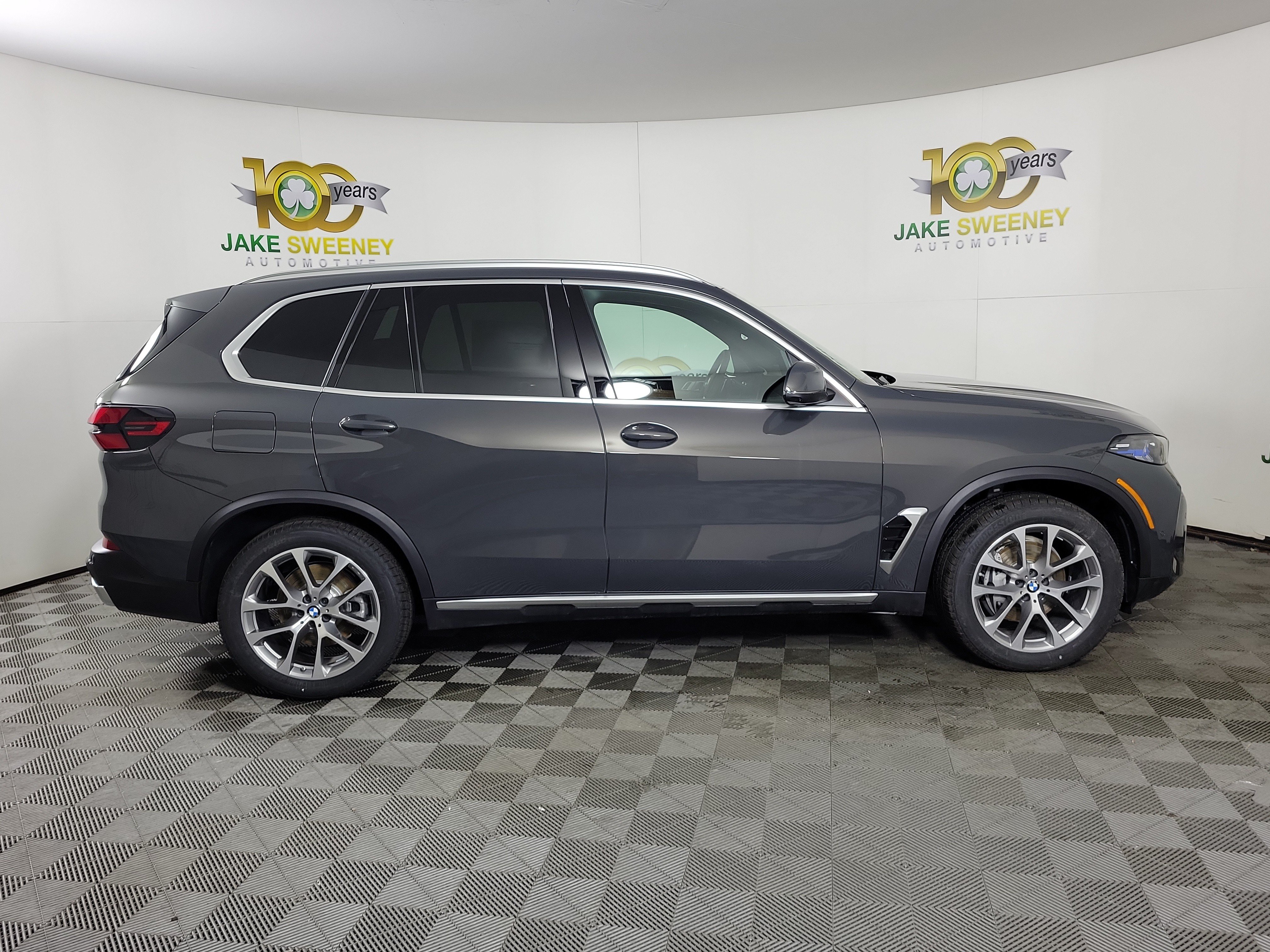 Certified 2026 BMW X5 xDrive40i w/ Climate Comfort Package AWD/4WD image 8
