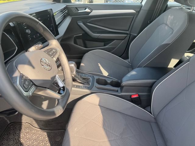 Certified 2026 Volkswagen Jetta Sport FWD image 9
