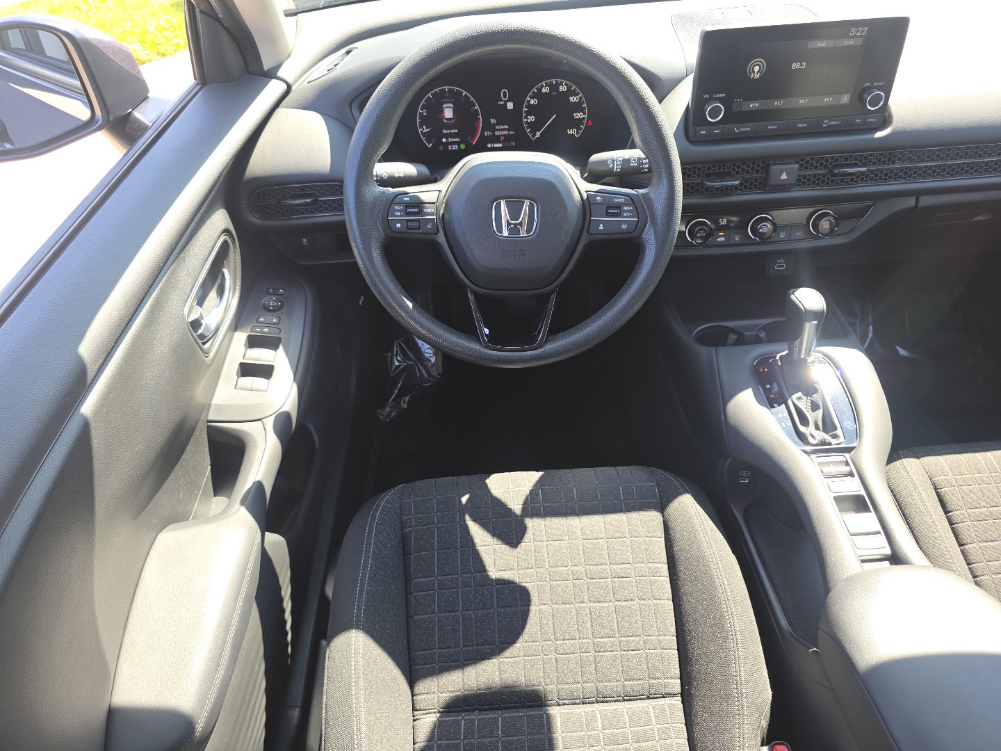 Certified 2024 Honda HR-V LX image 27
