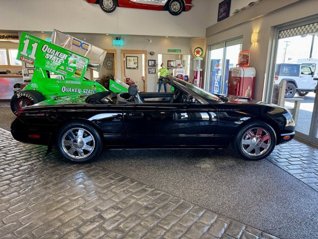 Used 2002 Ford Thunderbird image 4