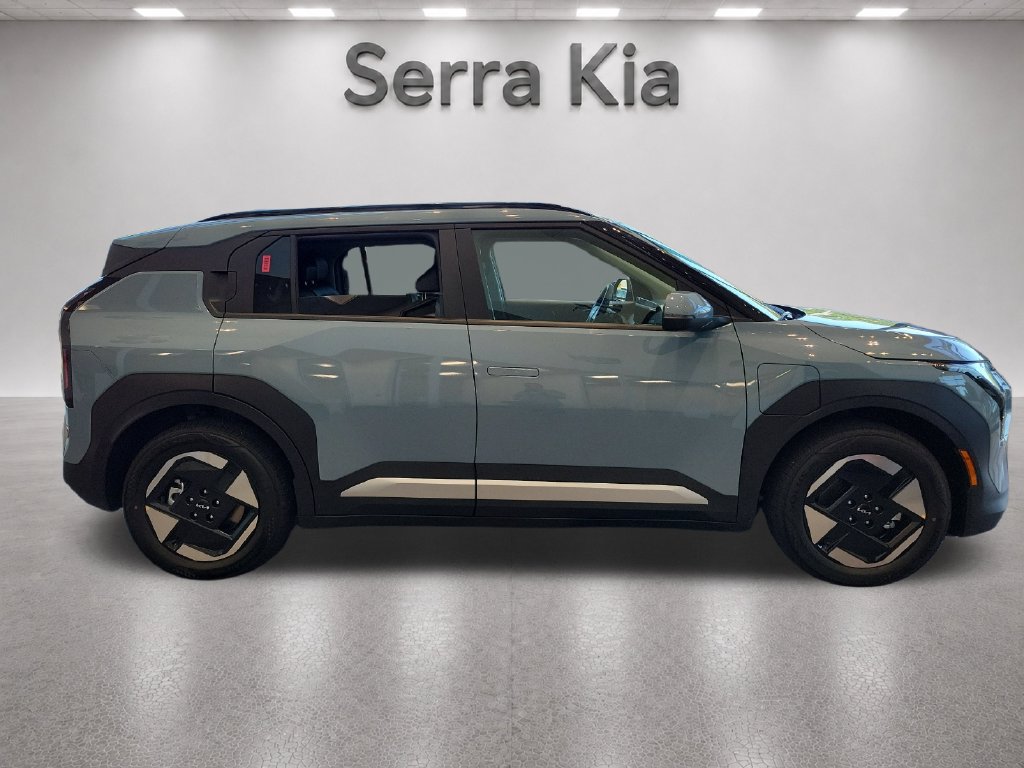 New 2027 Kia EV3 Wind FWD image 6