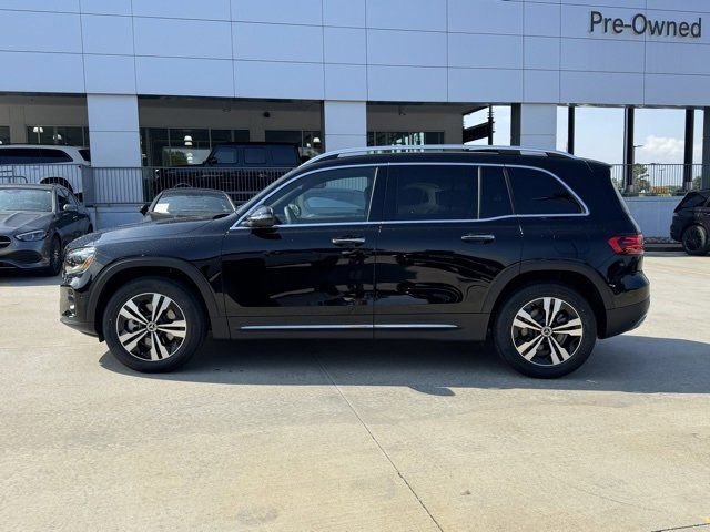 New 2025 Mercedes-Benz GLB 250 image 2