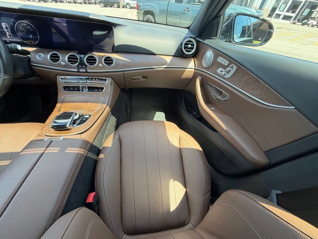 Used 2020 Mercedes-Benz E 450 4MATIC Sedan image 18