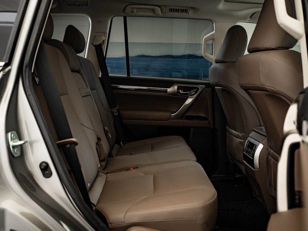 Certified 2020 Lexus GX 460 Premium w/ Premium Package image 44