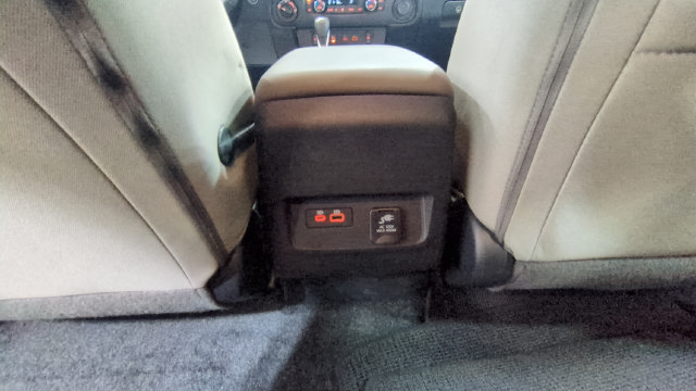 Used 2024 Nissan Frontier 4x4 Crew Cab image 30