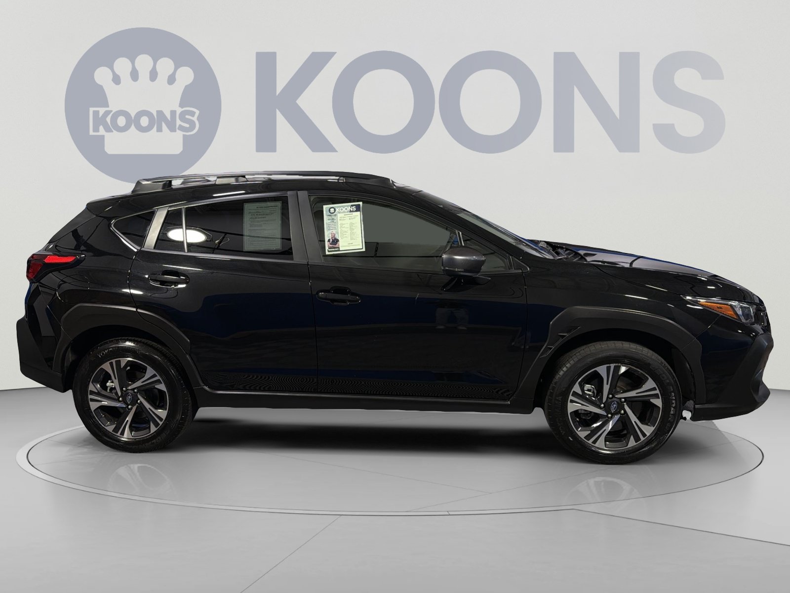 Used 2025 Subaru Crosstrek 2.5i Premium AWD/4WD image 8