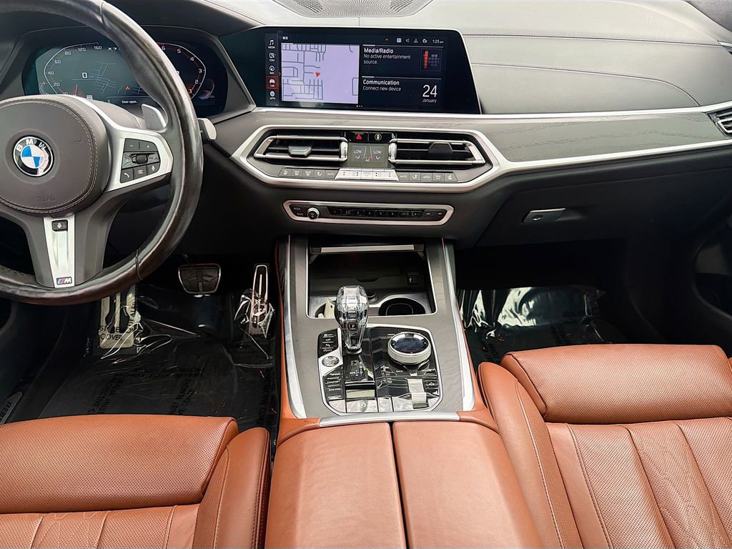 Used 2022 BMW X7 M50i w/ Executive Package image 20