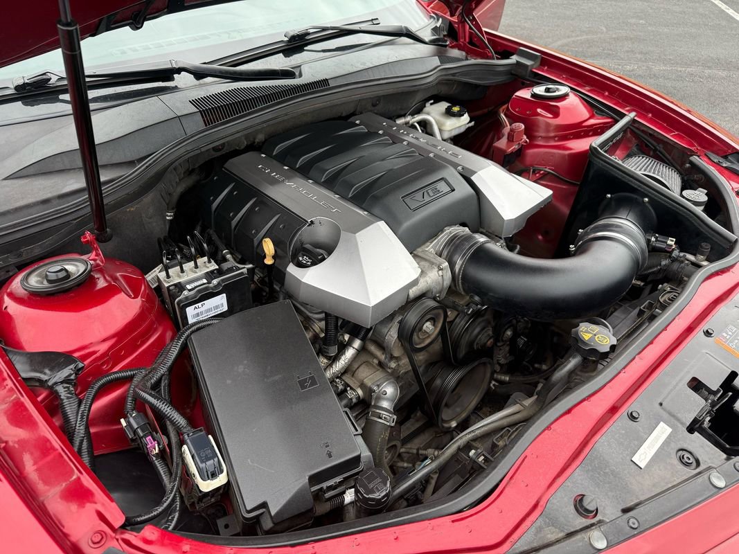 Used 2013 Chevrolet Camaro SS image 16