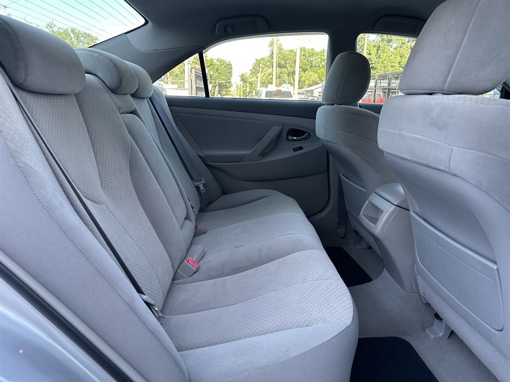 Used 2008 Toyota Camry LE FWD image 29