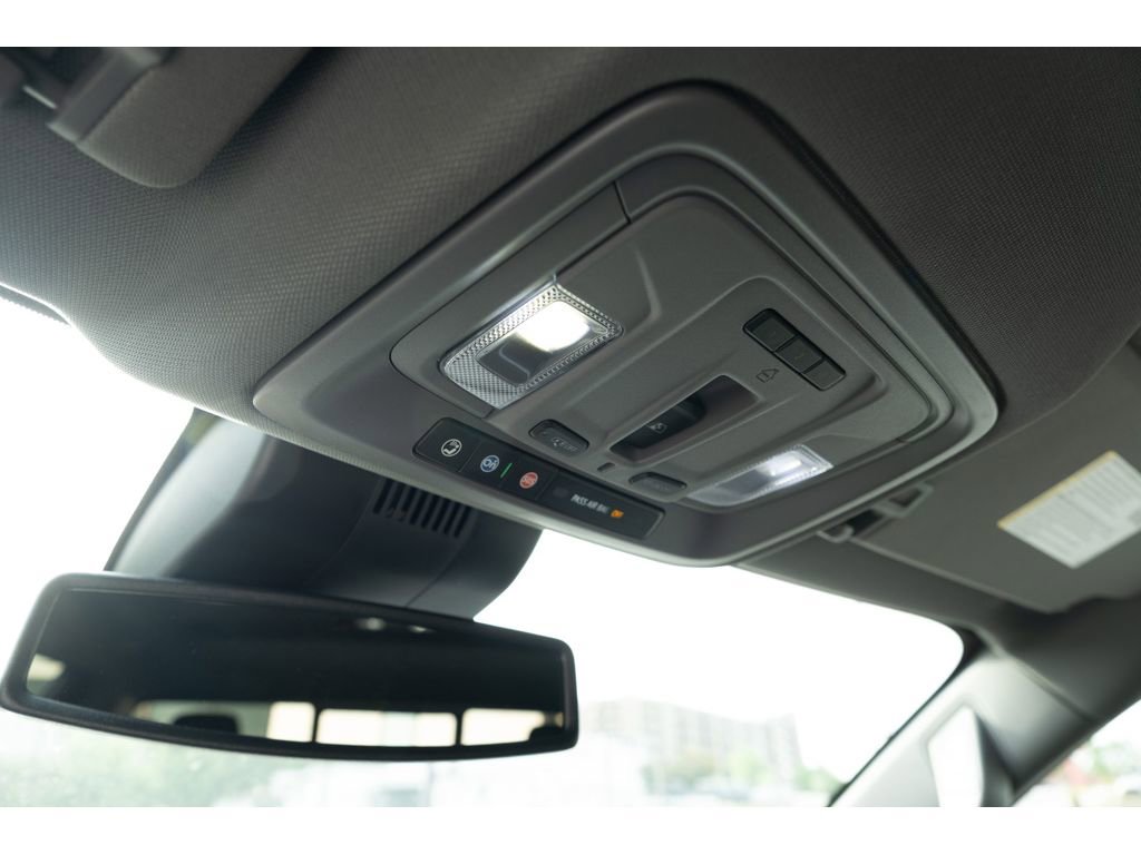 New 2026 GMC Sierra 1500 SLT image 32