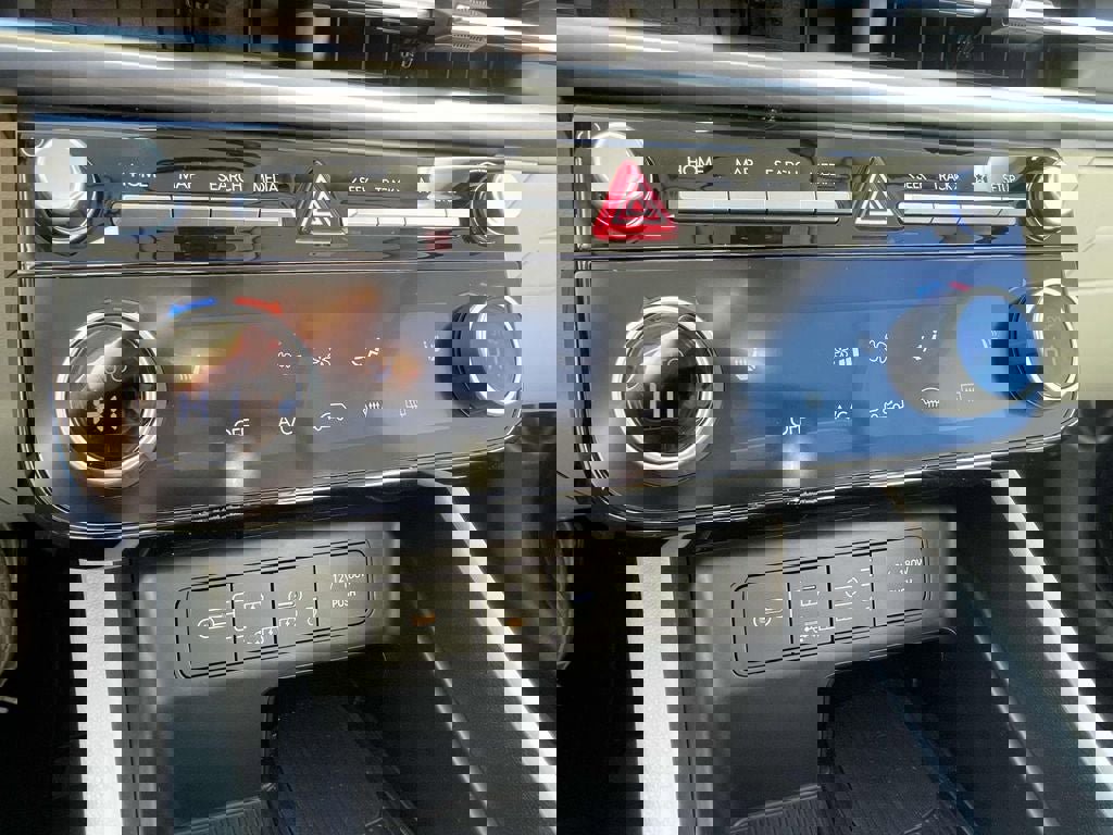 New 2026 Hyundai Tucson SEL image 17