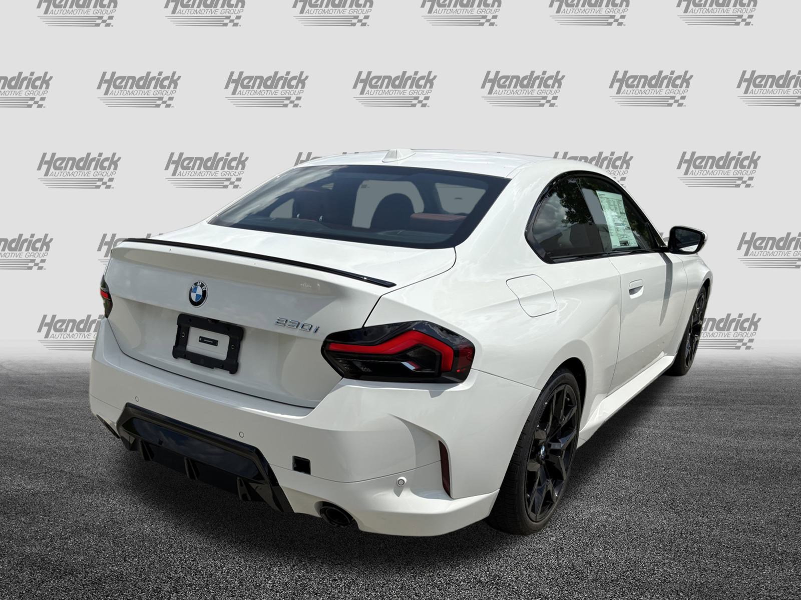 Used 2025 BMW 230i Coupe w/ M Sport Package image 10