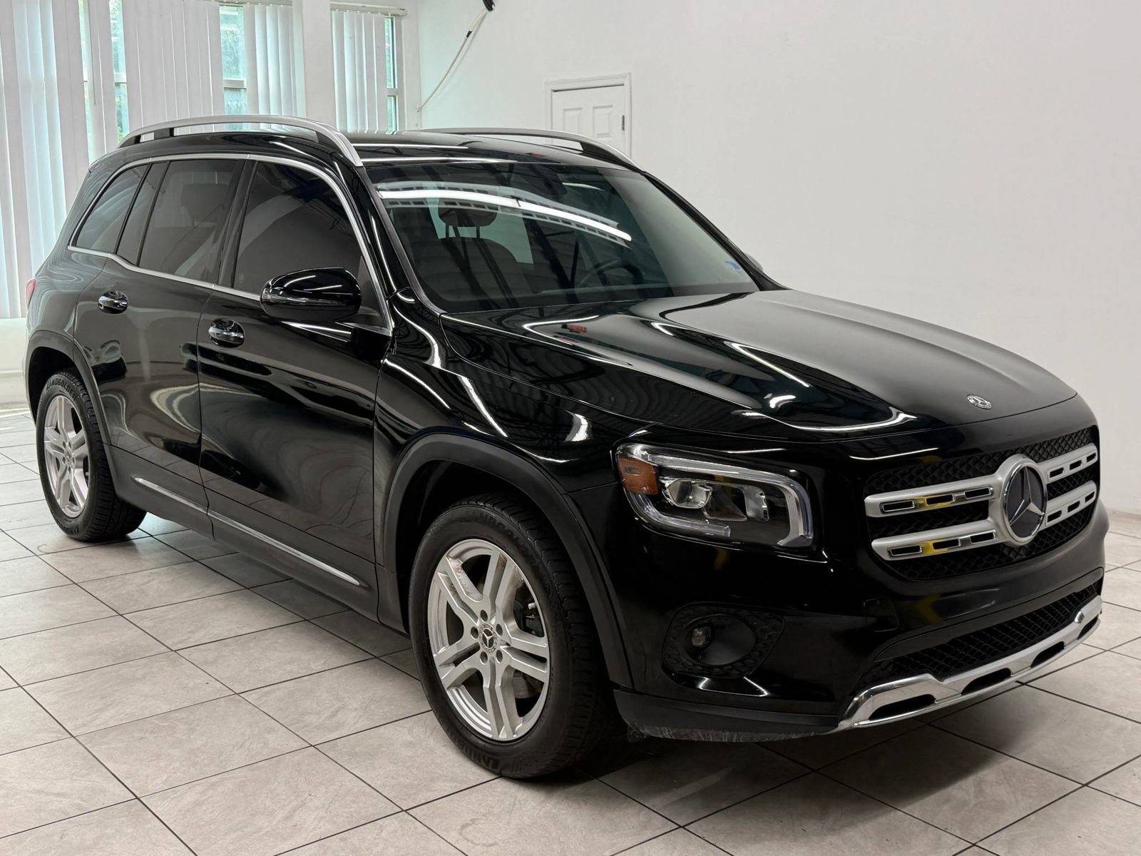Used 2020 Mercedes-Benz GLB 250 w/ Premium Package