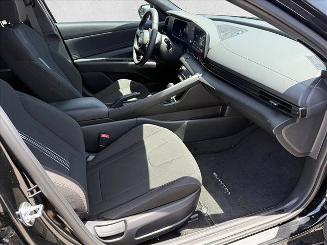 Certified 2026 Hyundai Elantra Sport FWD image 17