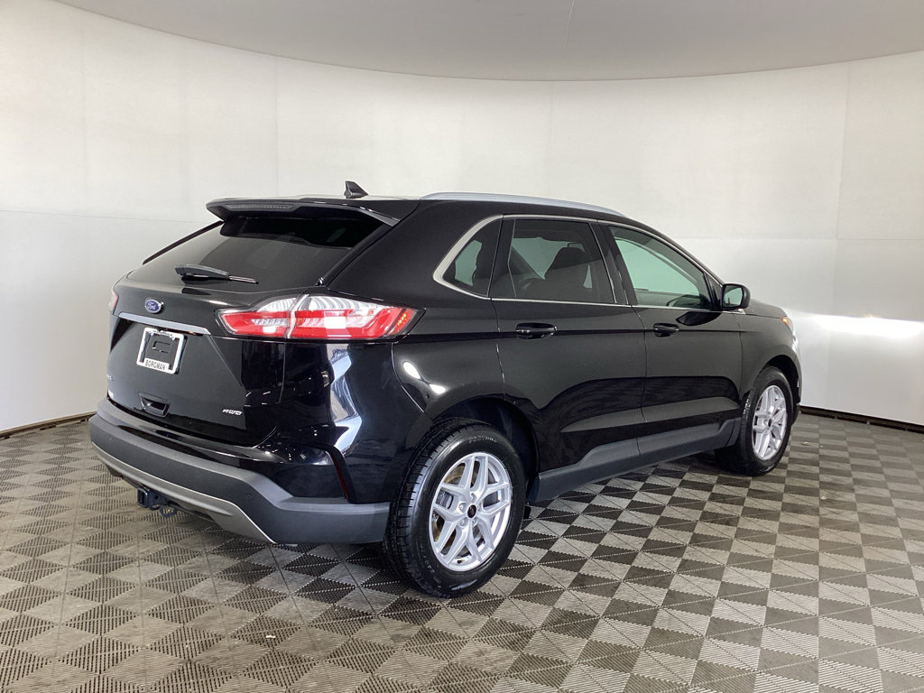 Used 2023 Ford Edge SEL w/ Convenience Package AWD/4WD image 2