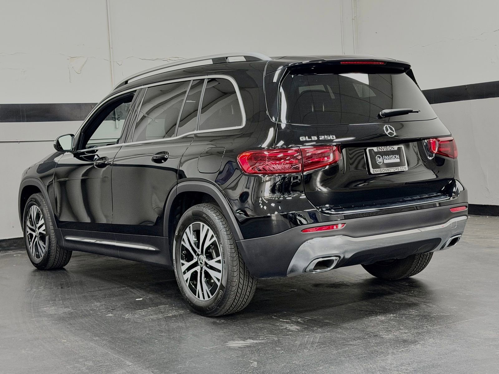 Certified 2026 Mercedes-Benz GLB 250 image 10