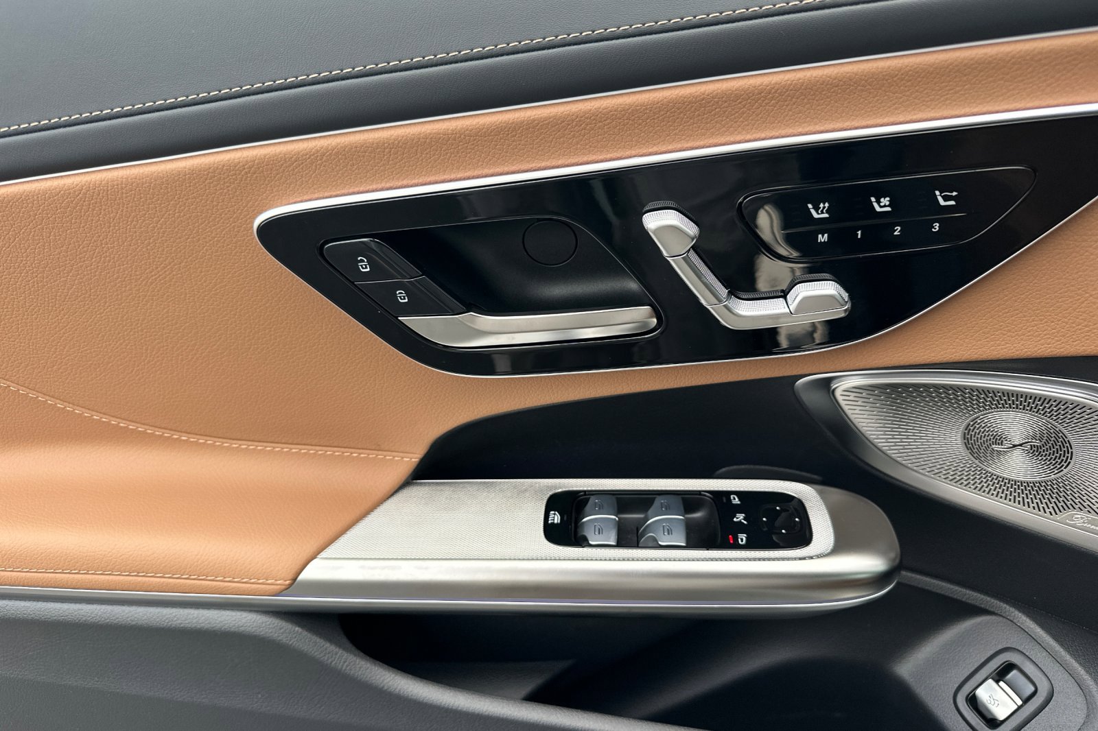 New 2026 Mercedes-Benz CLE 300 4MATIC Cabriolet image 12