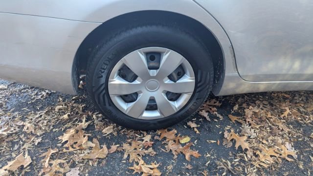 Used 2009 Toyota Camry LE image 12