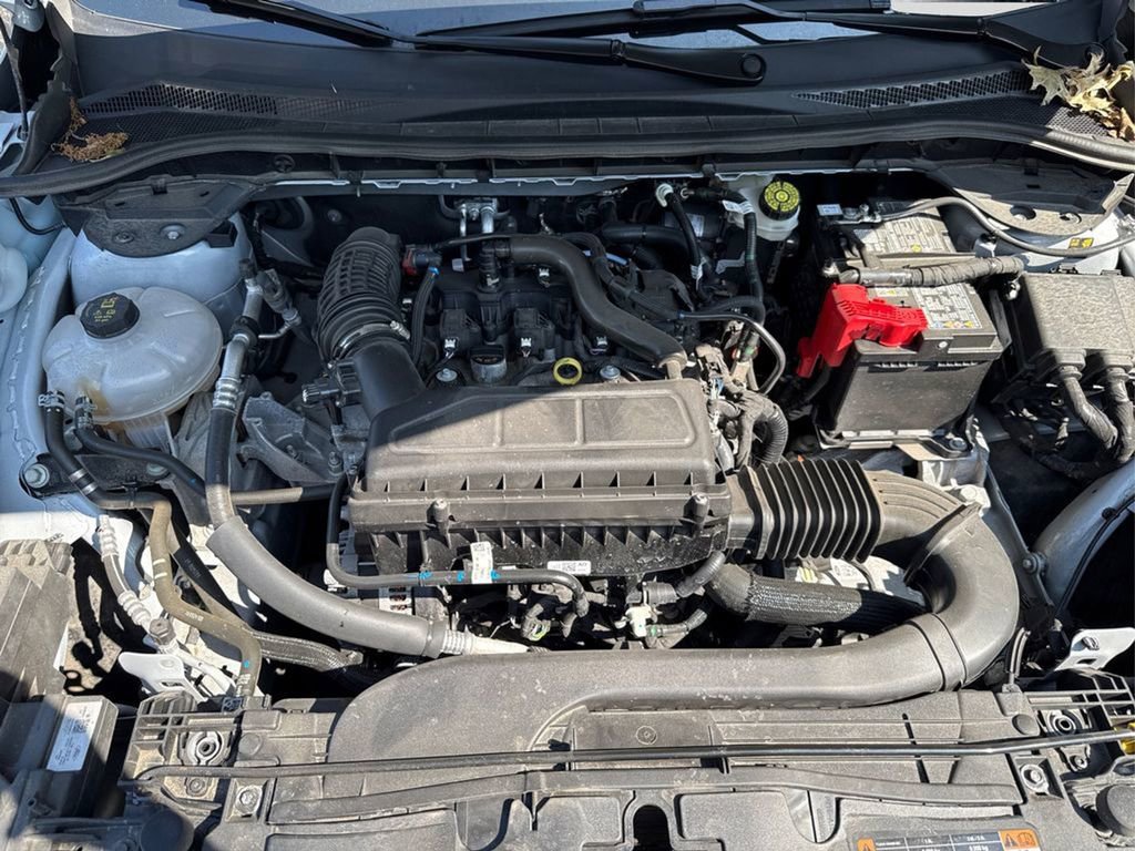 Used 2025 Ford Escape ST-Line image 13