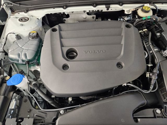 New 2026 Volvo XC40 B5 Core image 30