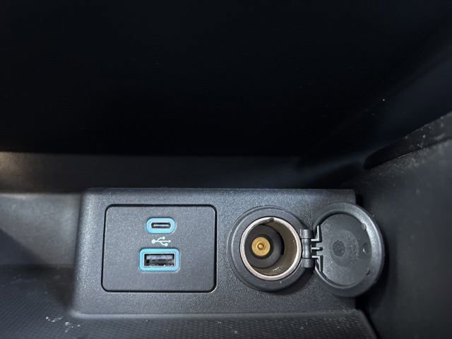 Used 2022 Ford Escape SEL image 25